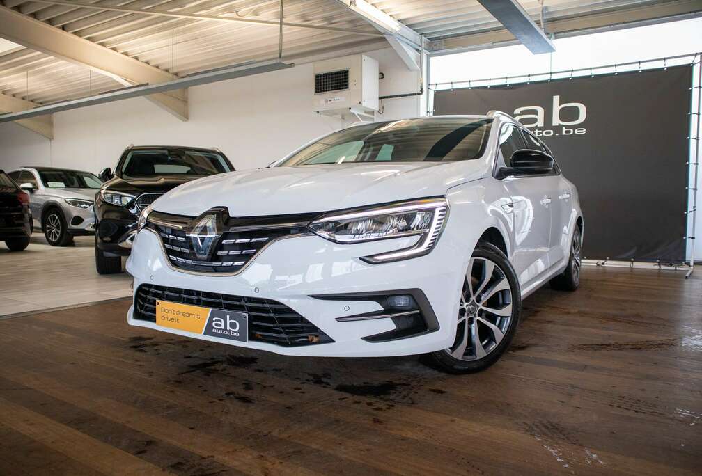 Renault PHEV, SW, CAMERA, KEYLESS, LED, AIRCO, NAVI