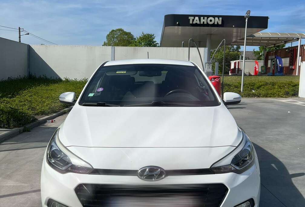 Hyundai 1.0 T-GDi 100 Edition #Navi