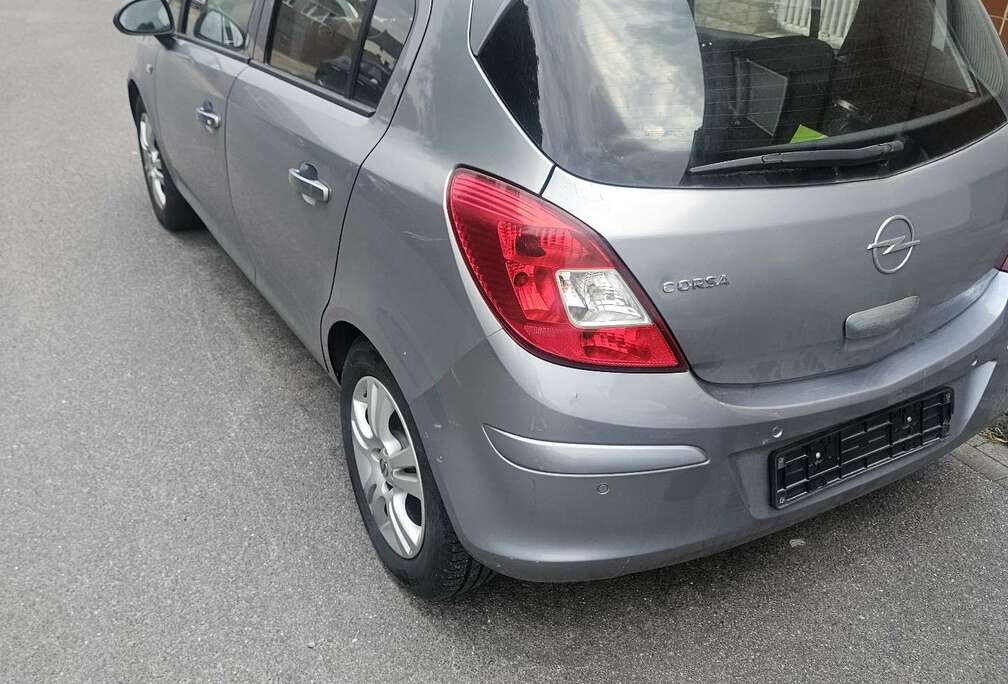 Opel 1.2i Enjoy