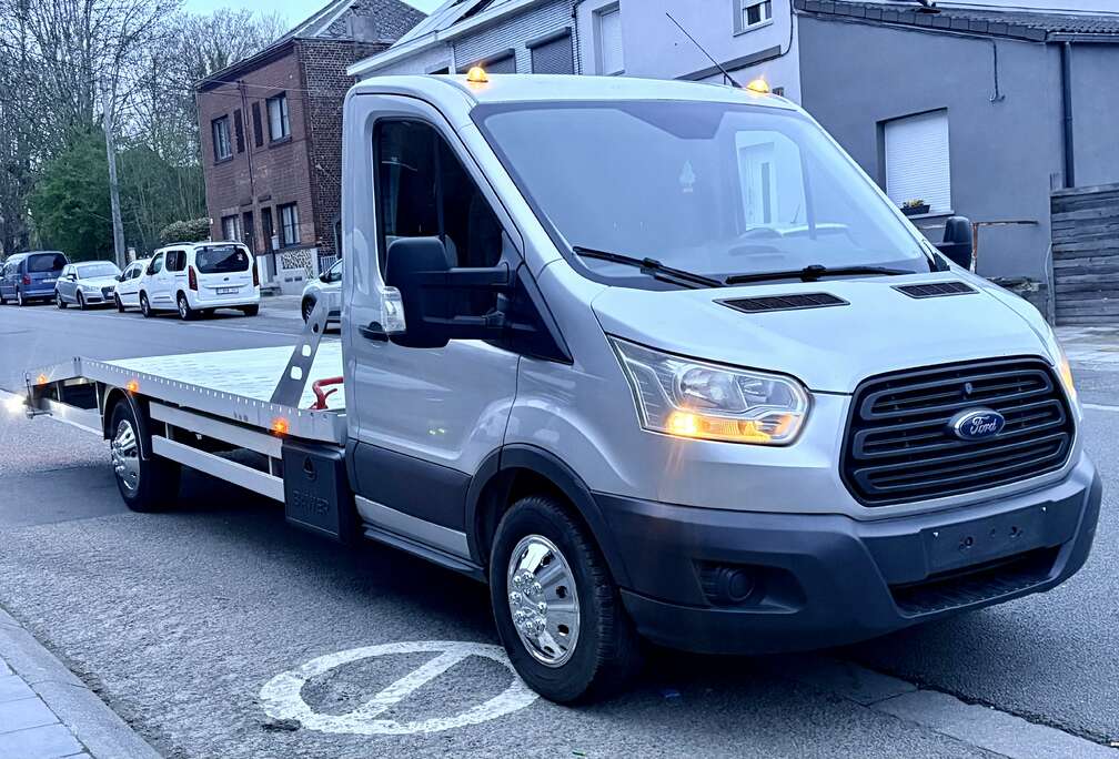 Ford Depanneuse 2.2 TDCi Long Chassis