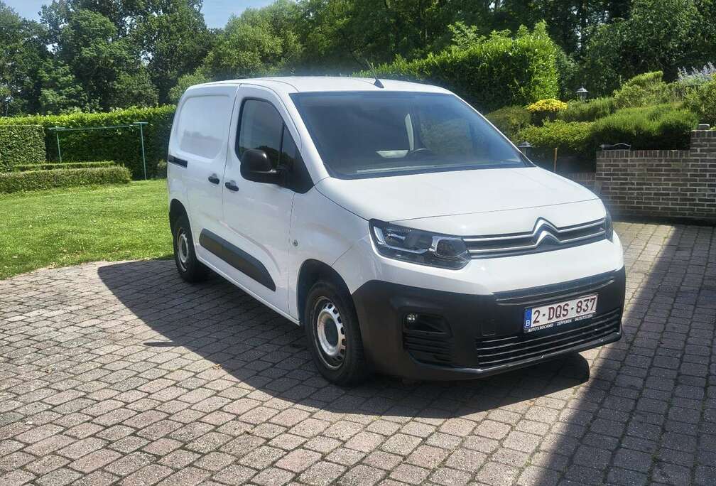 Citroen 1.5 BlueHDi M Light Club S/S (6.2)