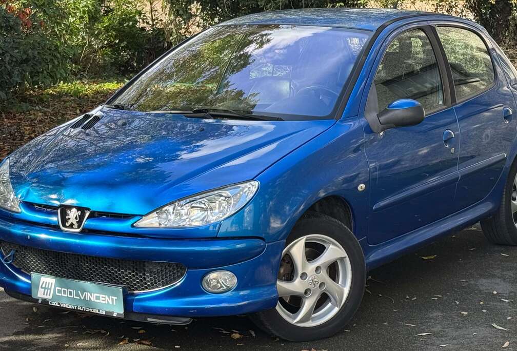 Peugeot AUTOMATIQUE // CUIR //  CLIMATISATION // LEZ BXL OK
