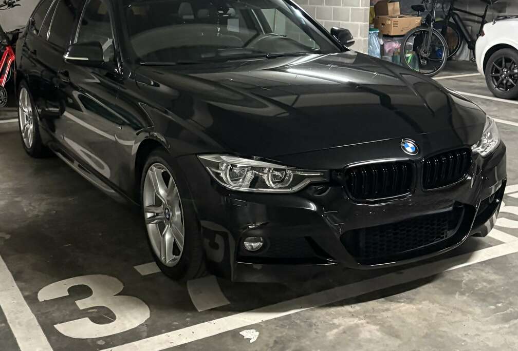 BMW 320i M pack