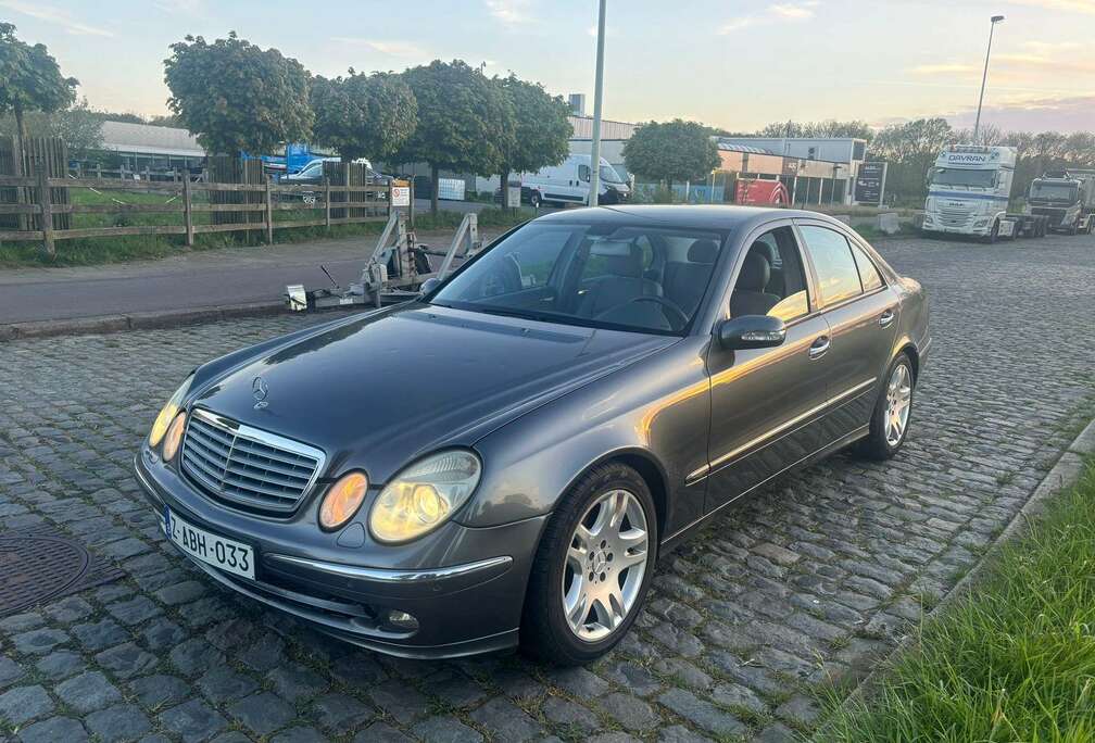 Mercedes-Benz E 220 CDI Avantgarde (EURO 4) boîte automatique