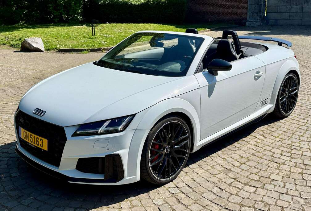 Audi TTS Roadster Competition Matrix 320cv Full