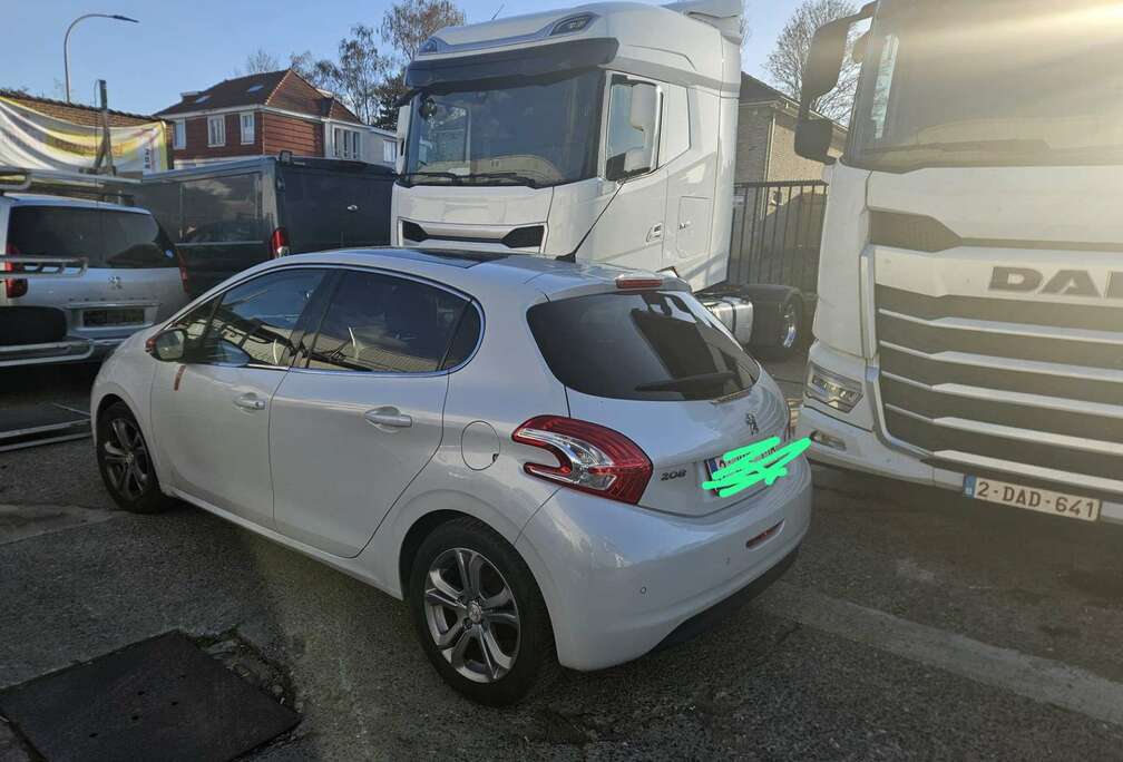 Peugeot 1.2 VTI Rolland Garros