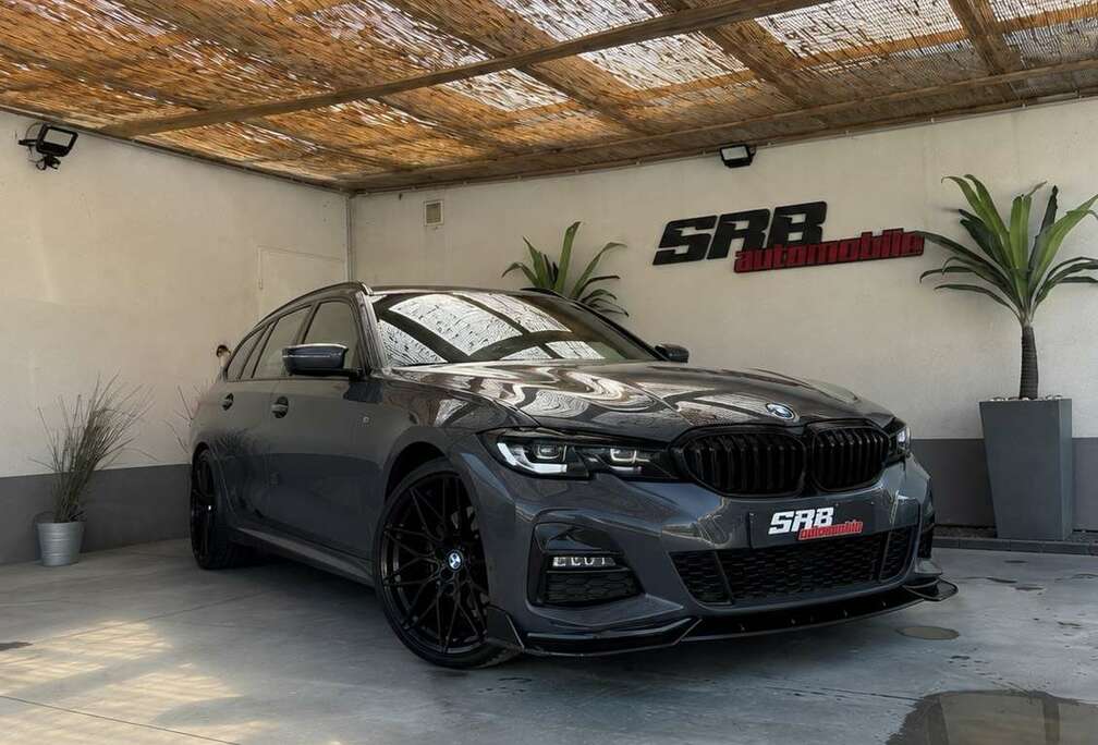 BMW BMW 320iA Touring Pack M