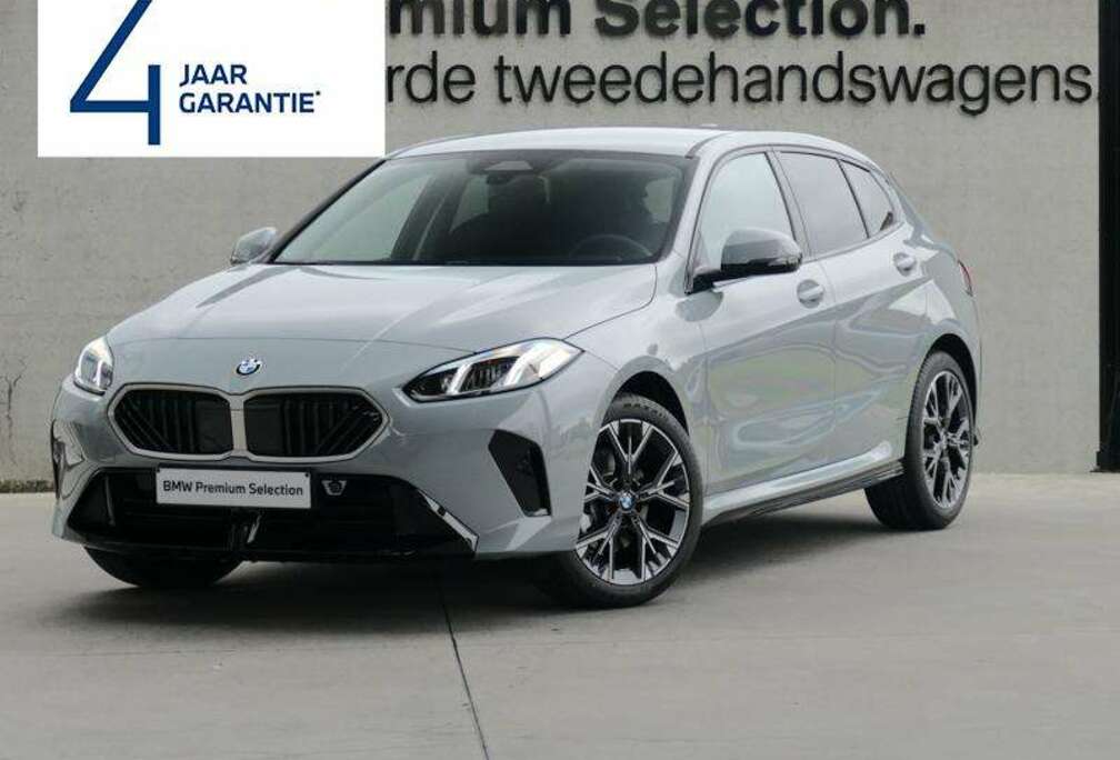 BMW 116iA M Sport  CAMERA