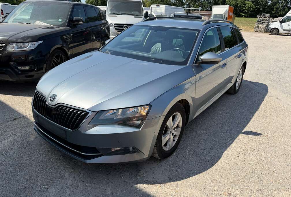 Skoda SW 1.6 CR TDi Ambition *LEDER*CAMERA*EURO6*