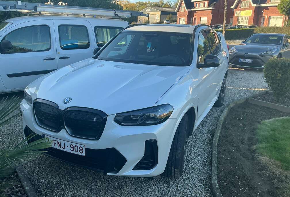 BMW iX3 80 kWh