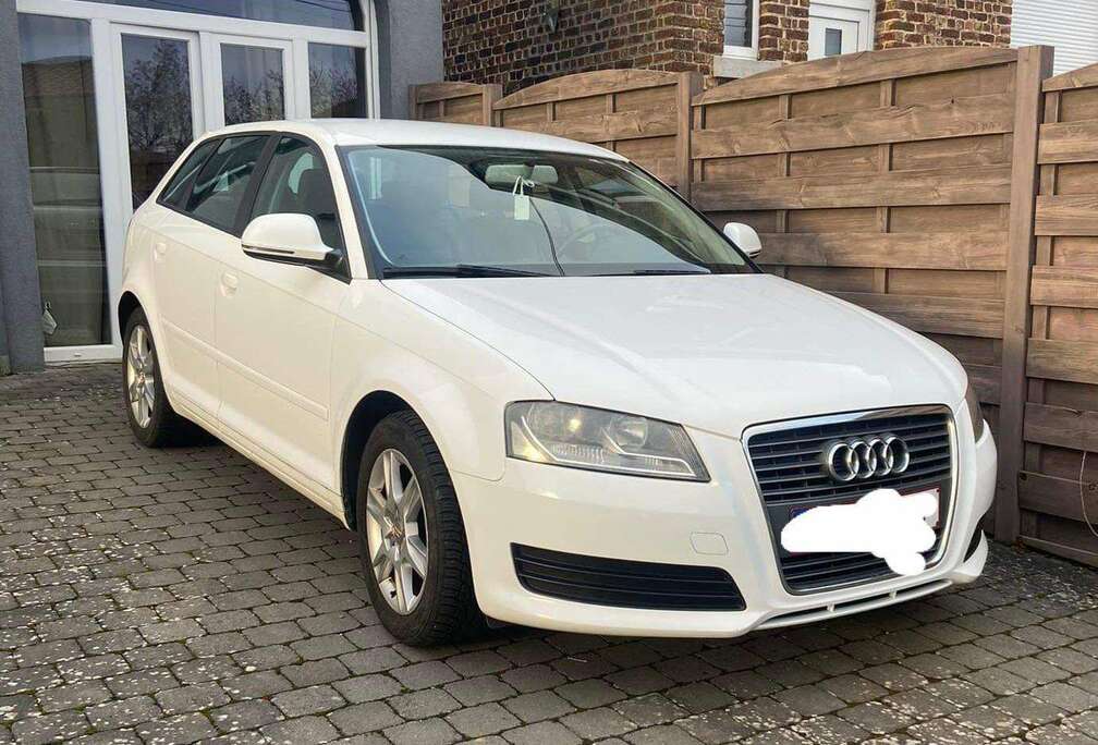 Audi 1.6i Ambiente