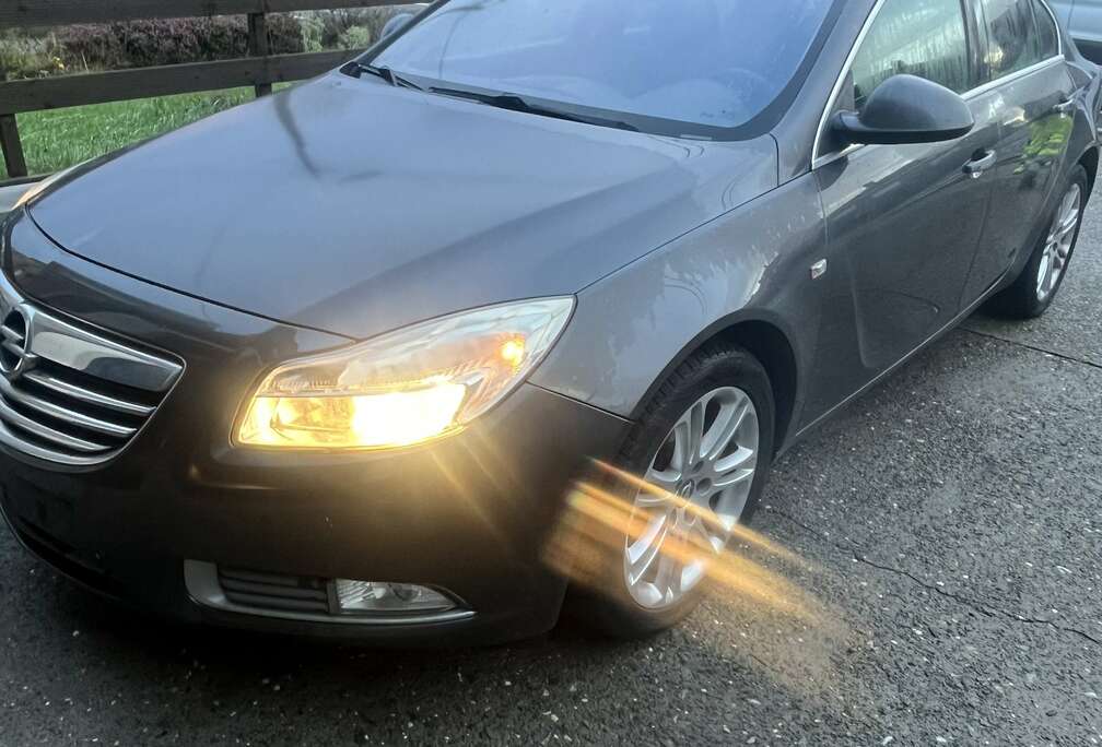 Opel Insignia 2.0 CDTI ecoflex Design Edition