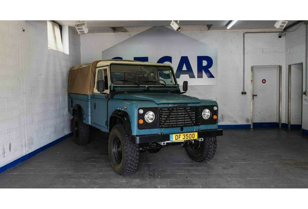 Land Rover 110 HCPU 3.5 V8-FRAME OFF RESTAURATION