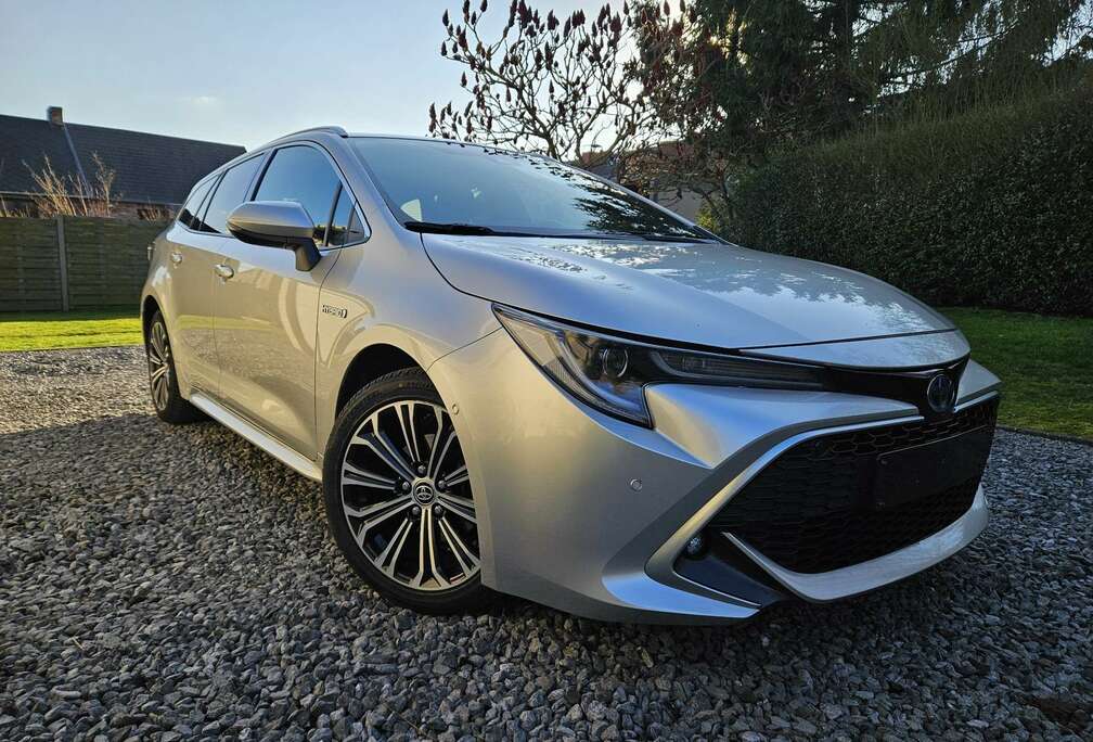 Toyota SW Hybrid 1.8 HB - TS