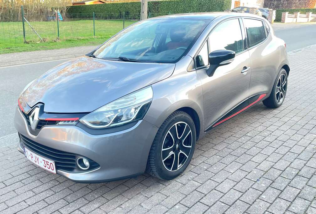 Renault Clio 1.2i Community