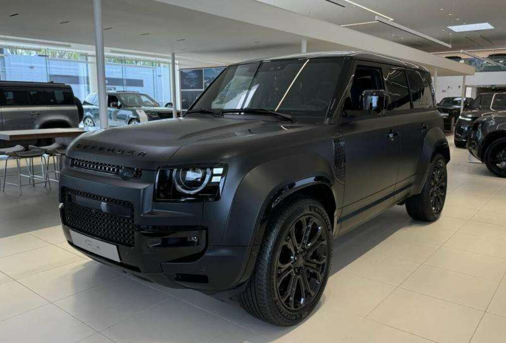 Land Rover 110 P635 OCTA Black Edition AWD Auto. 26MY