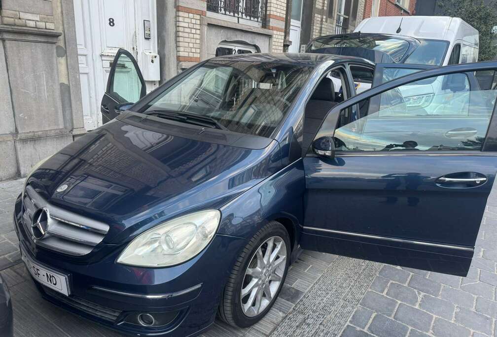 Mercedes-Benz