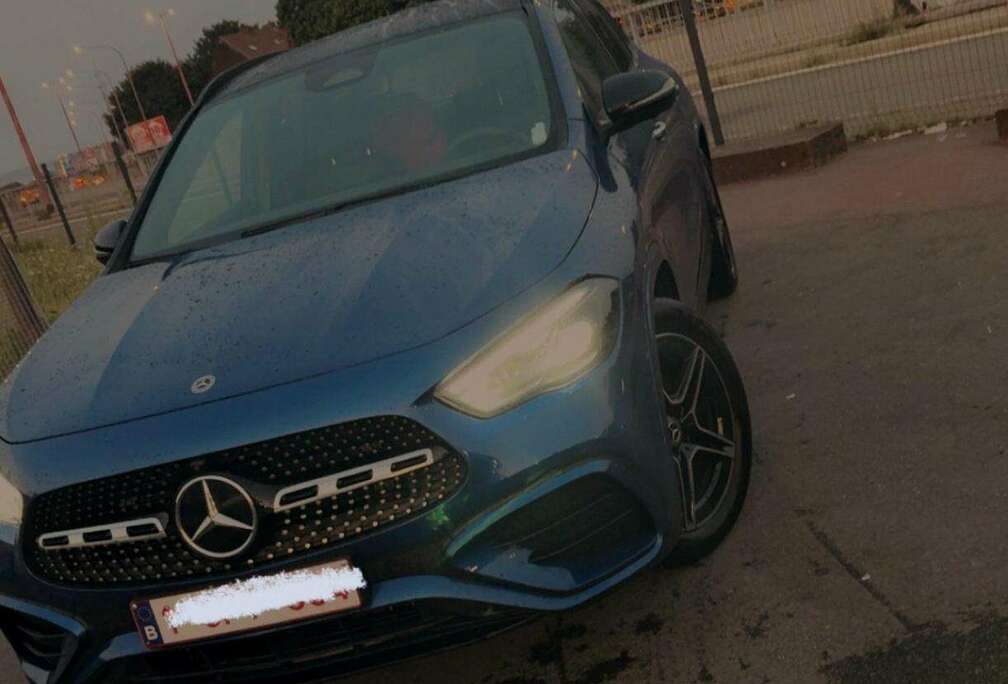 Mercedes-Benz GLA 180 Star Edition