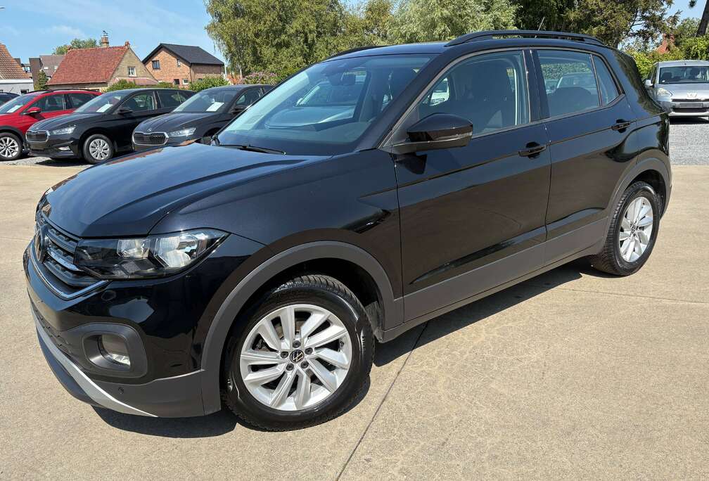 Volkswagen T-Cross 1.0 TSI Life + Cruise Control + Camera