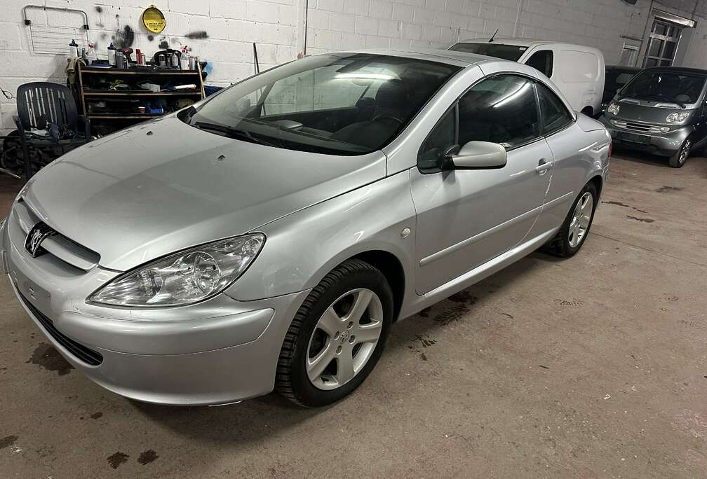 Peugeot CC 2.0 16V - 138 A