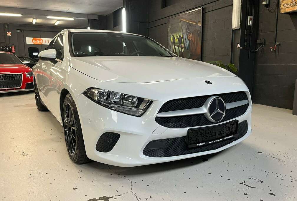 Mercedes-Benz MERCEDES CLASSE A 180 **BUSINESS SOLUTION** 12 MOIS DE GARANTIE