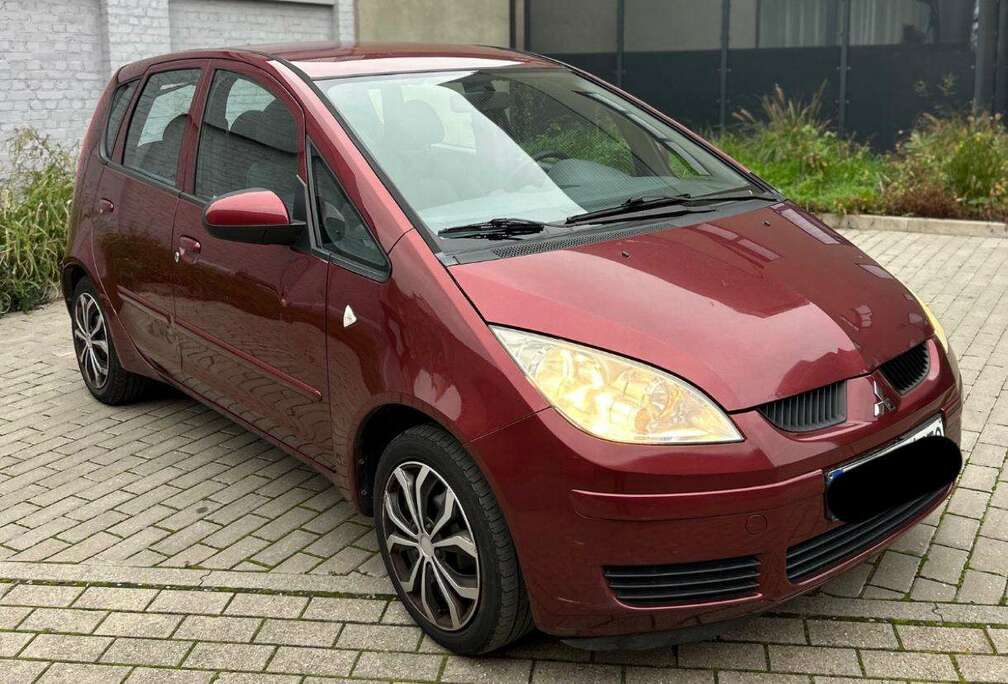 Mitsubishi 1.3i 16v Invite