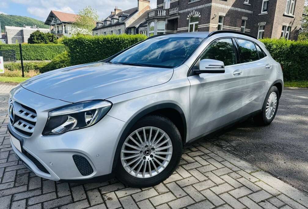 Mercedes-Benz GLA 180 Business Solution (EU6.2)