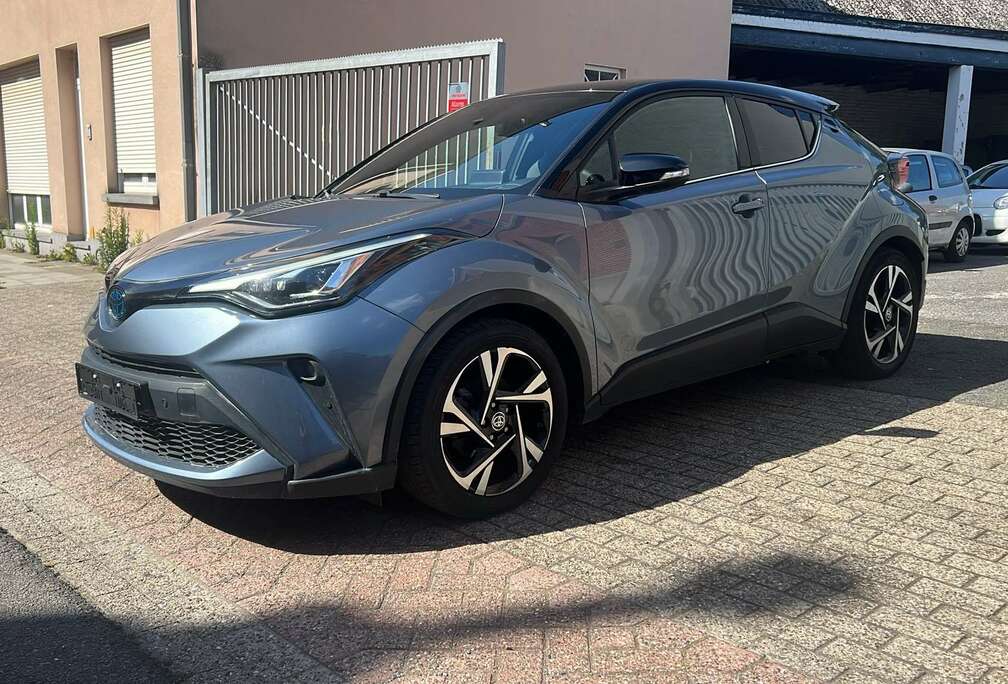 Toyota C-HR Hybrid 2.0i VVT-i C-Lub E-CVT 12 mois de garantie