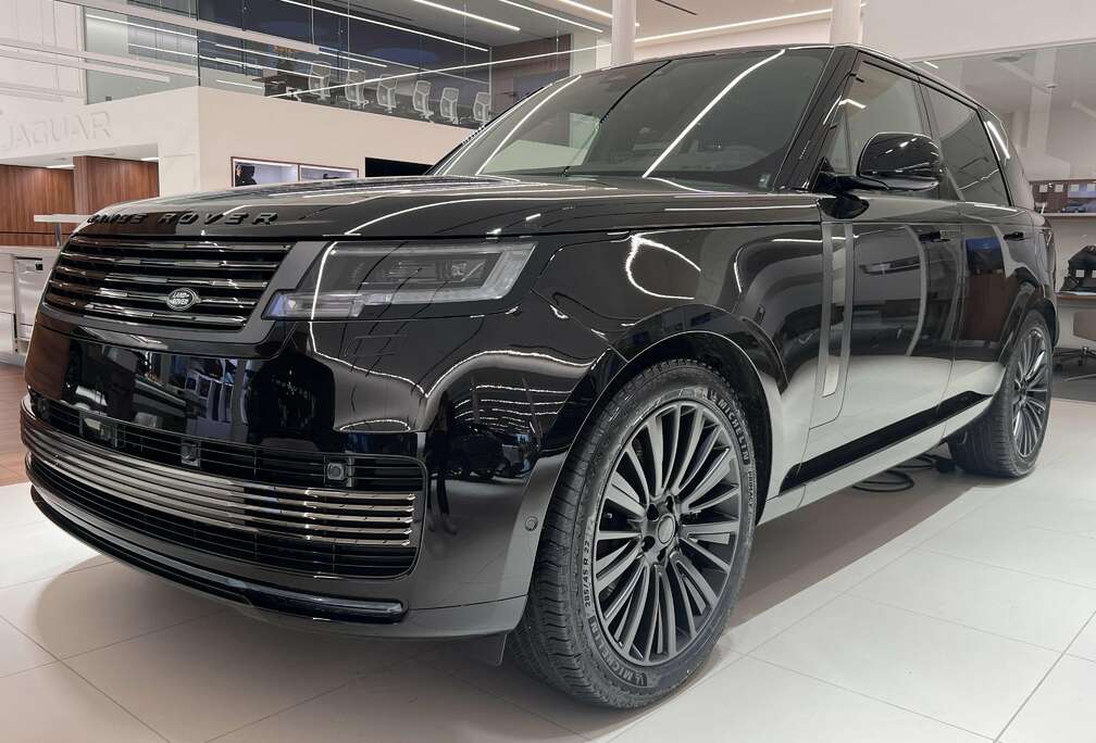 Land Rover SWB P550e SV