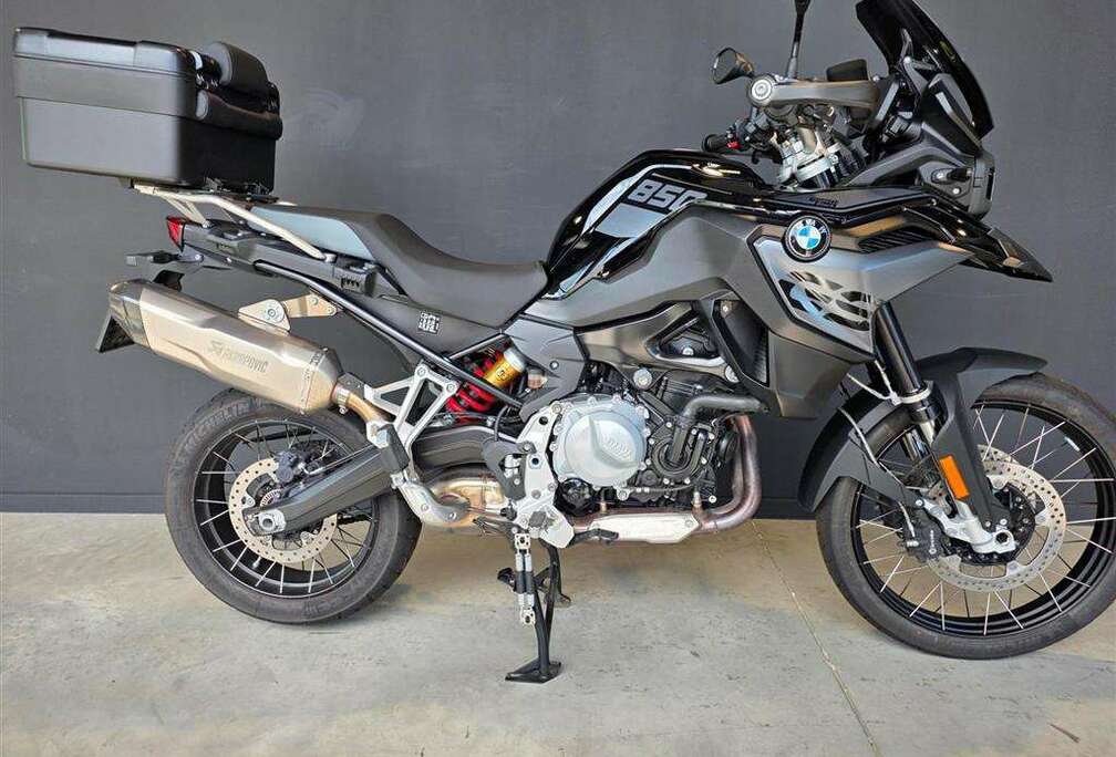 BMW 0