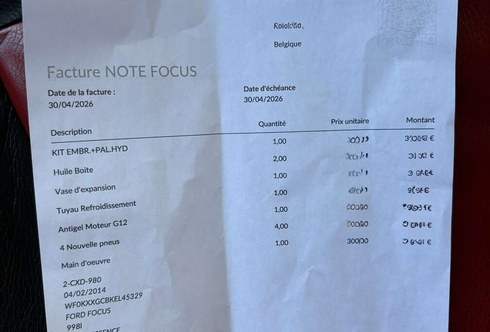 Ford Avec Toutes Les Papier, Plusieurs Nouvelles Pieces