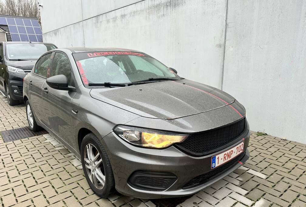 Fiat Tipo 5 Portes 1.4 95 ch Easy