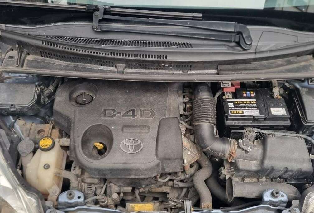 Toyota Verso S 1.4 D-4D Skyview