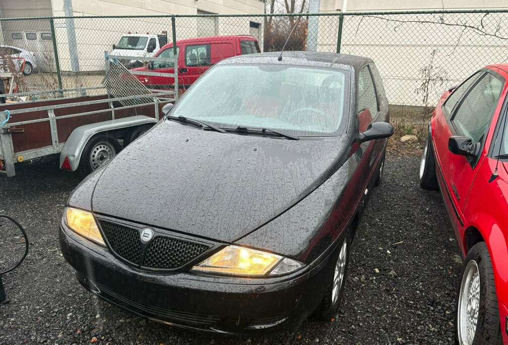 Lancia GEKEURD VVK/1.2i/BJ.2002/KM.72.900