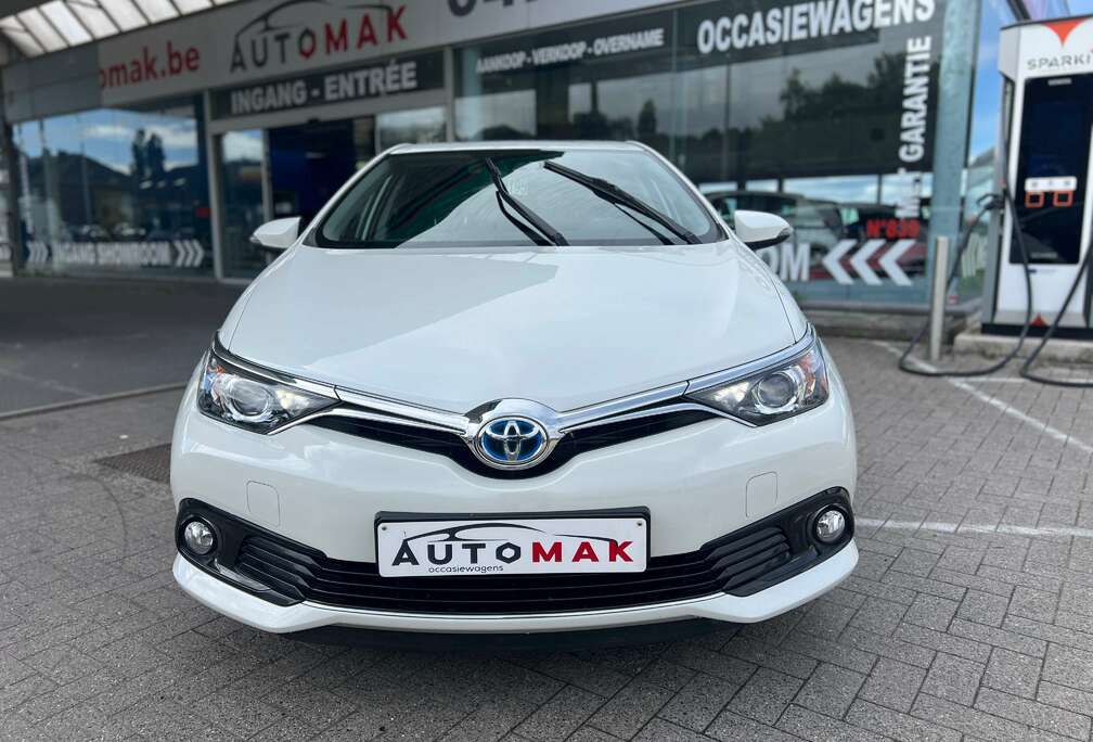 Toyota Auris HEV 1.8i HSD Business Plus E-CVT