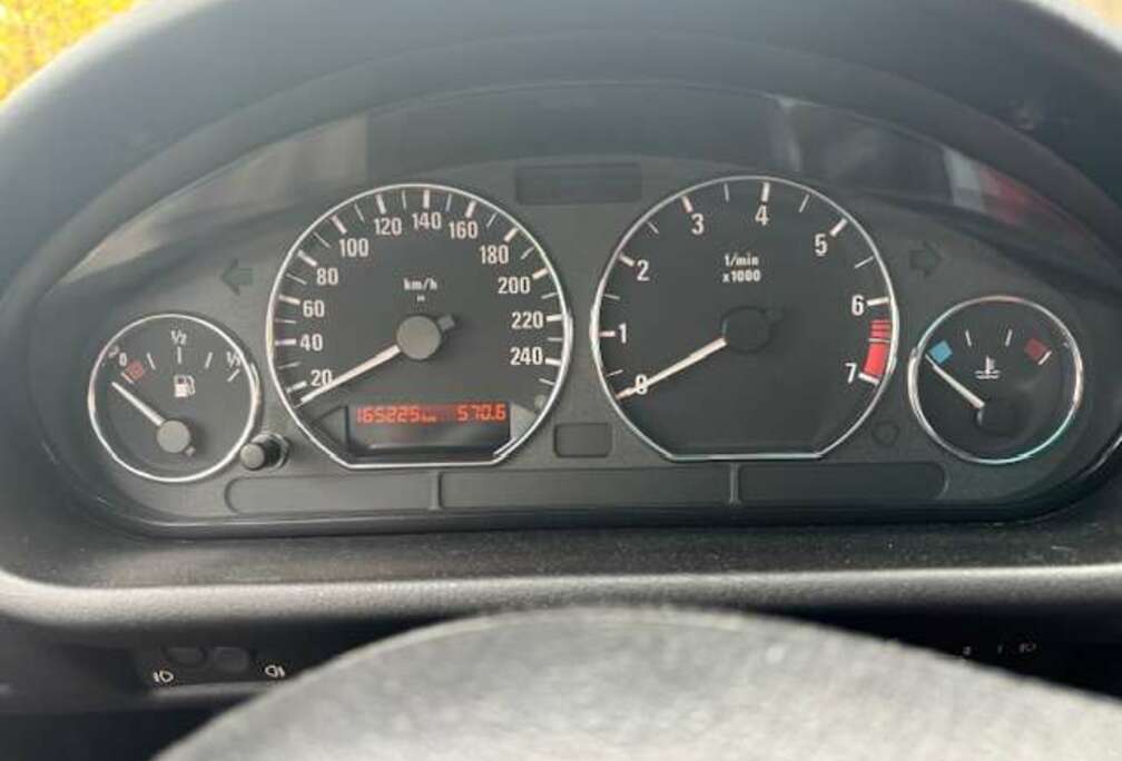 BMW 3.0i