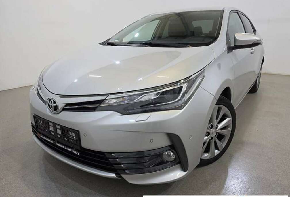 Toyota Toyota Corolla 1.6 VVT-I Lounge Aut. 1/2 Leather Navi KeylessGo Camera Klima PDC ...