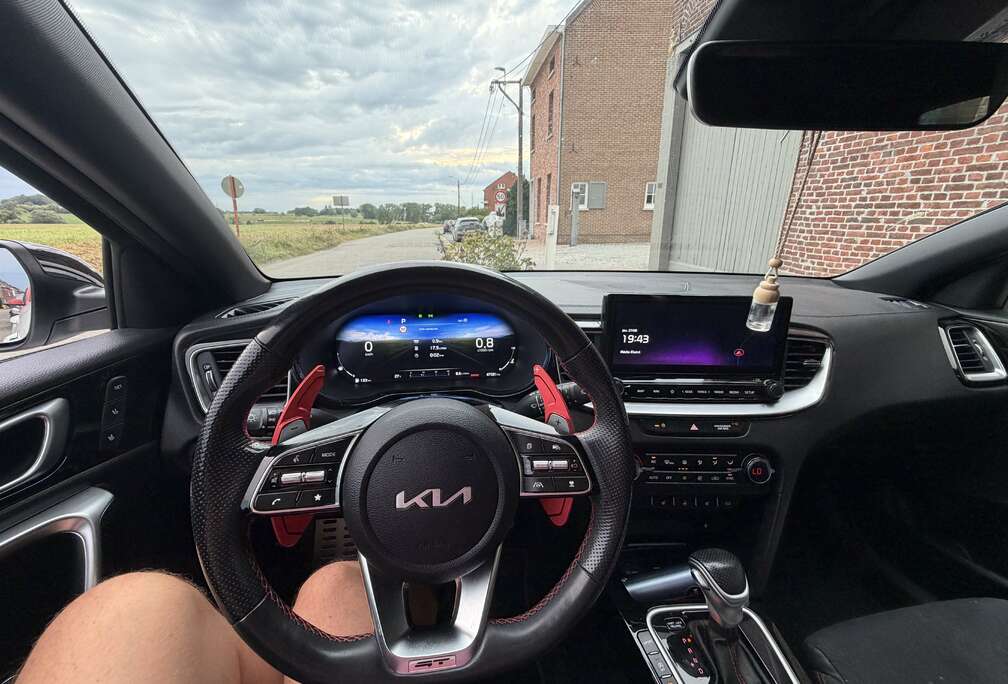 Kia 1.6 T-GDi 204 ch ISG DCT7 GT