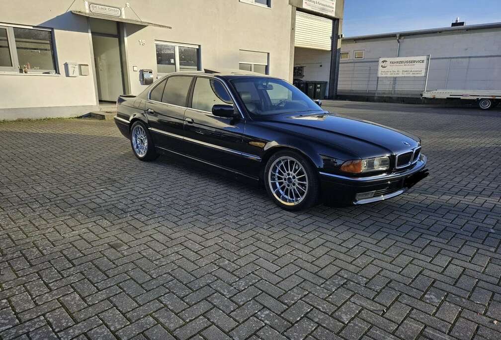 BMW V8 Oldtimer 03-1995