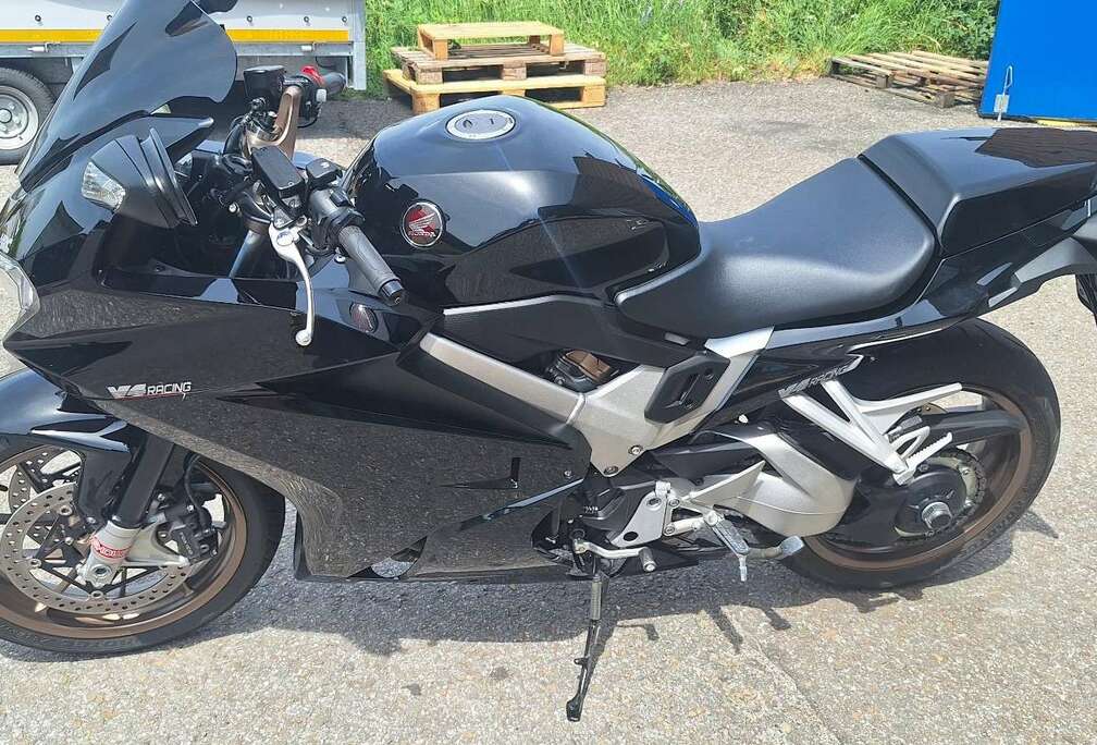 Honda GT