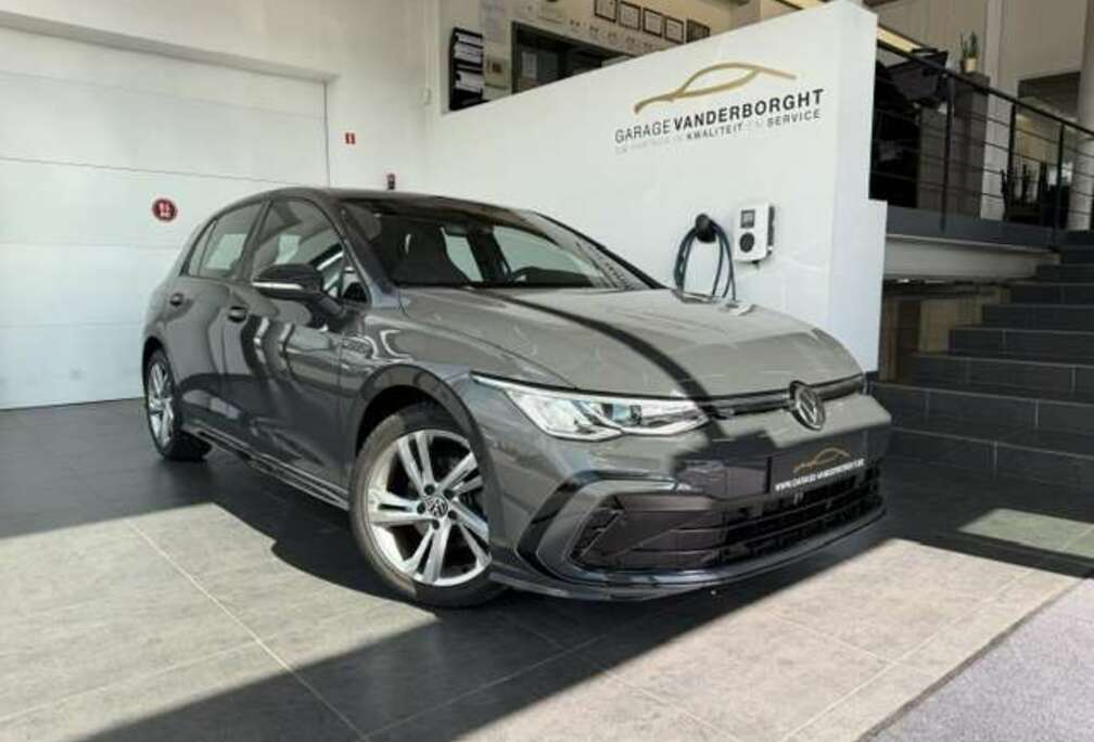 Volkswagen R-LINE 1.5eTSI  HYBRIDE BENZINE AUTOMAAT  28000KM!!!!!