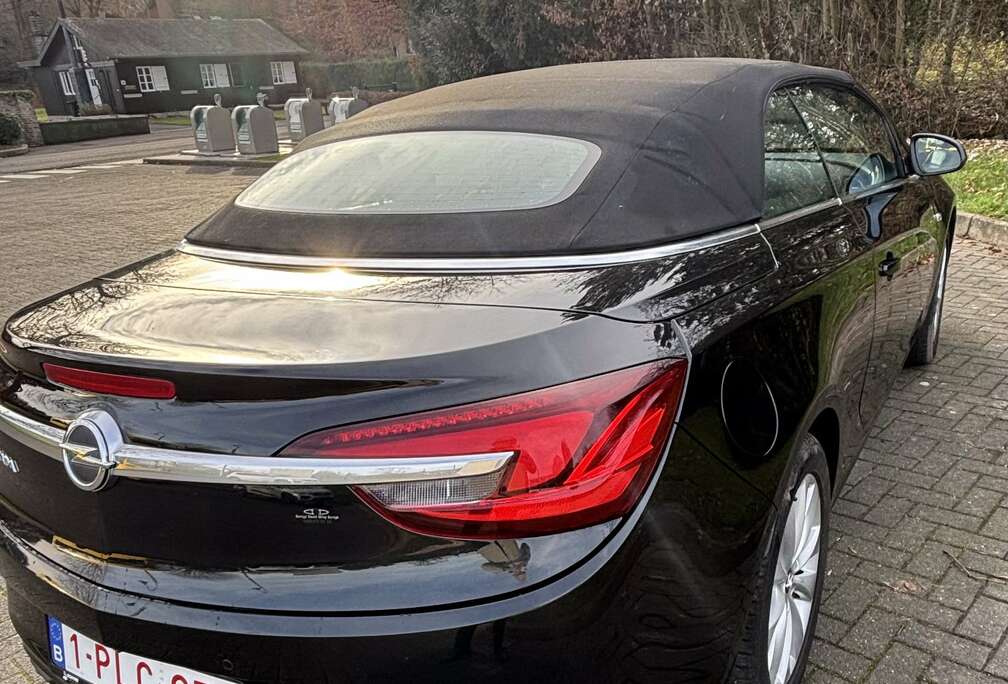 Opel Cascada 1.4 Turbo Cosmo S