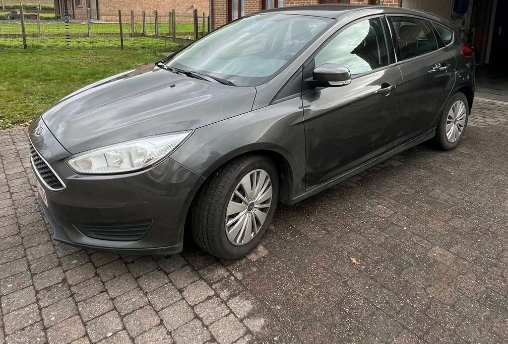 Ford Focus 1.0 EcoBoost SYNC Edition