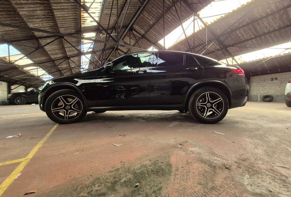 Mercedes-Benz Coupé d 9G-Tronic 4Matic AMG Line