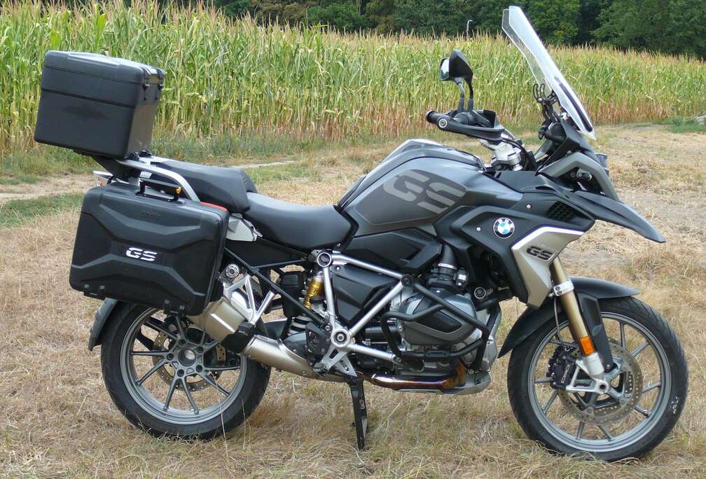 BMW FULL OPTION