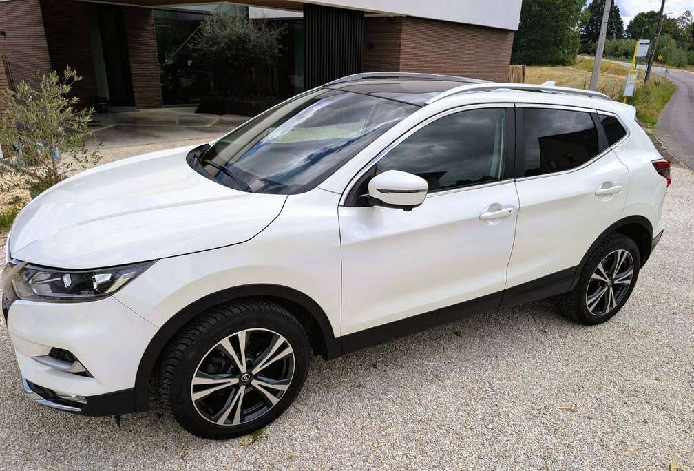 Nissan Qashqai 1.3 DIG-T N-Connecta