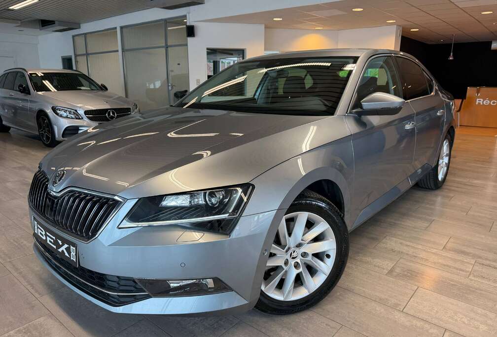 Skoda 1.4 TSI*1ERPROP*GARANTIE12MOIS*DSG*ETAT SHOW ROOM*GPS*CLIM*VELOUR*MEMO*