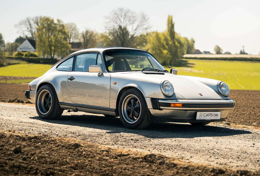 Porsche 3.0L SC - SUNROOF - 915 BOX - SAME OWNER FOR 22 Y