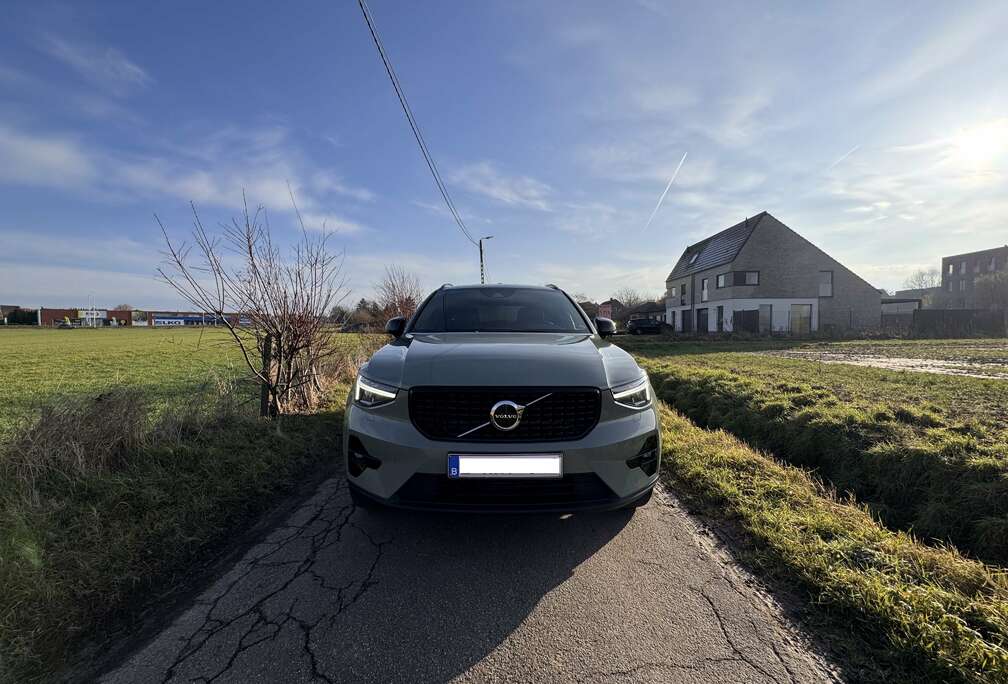 Volvo XC40 T5 Recharge DKG Ultimate Dark