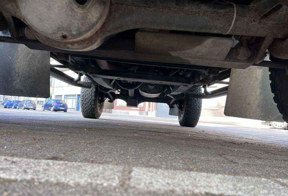 Land Rover 110 DPF Station Wagon SE euro 5